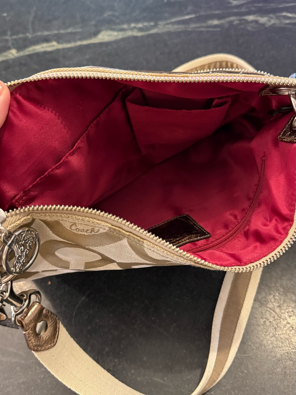 Coach Signature Canvas Crossbody Bag Tan Khaki Zip Travel Everyday Purse - Picture 7 of 9